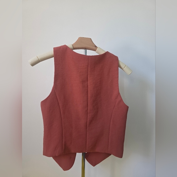 Rachel Rust Vest - Picture 3 of 4